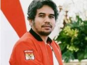 teddy sebut ganjar dibeking oligarki