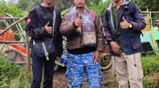 Mahasiswa Prodi Sejarah Undip, Lakukan Penelitian Terhadap "Manusia Troly" di Geopark Ijen undip prodi sejarah