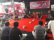 Rumah De Giri - Kelas Politik Anggaran