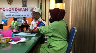 Kejari Jember Rayakan Hari Adyaksa ke-63 Dengan Donor Darah, Sumbangan 25 Kantong Darah