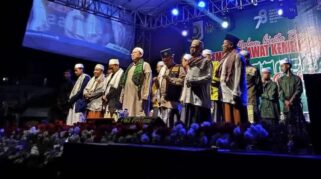 Puncak Kegiatan Semarak HUT RI ke-78 di Desa Labanasem, Ditutup Dengan Menggelar "Sholawat Kemerdekaan" Bersama Narju Syafa'ah "Sholawat Kemerdekaan" Bersama Narju Syafa'ah