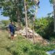 Pembuangan Sampah Di Tepi Sungai
