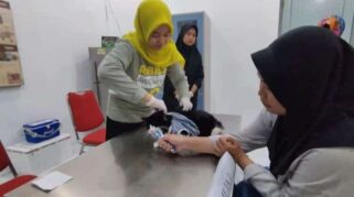 Pemkab Banyuwangi Gelar Vaksinasi Rabies Serentak Menyambut Hari Rabies Sedunia Pemkab Banyuwangi Gelar Vaksinasi Rabies Serentak