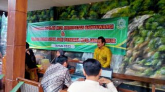 Peserta MTQ Kabupaten Banyuwangi Melakukan Rekam Validasi Sidik Jari
