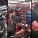 Warga Yogyakarta Merasakan Sensasi Menjadi Pembalap MotoGP dalam Roadshow Pertamina Grand Prix 2023