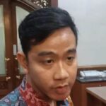 Gibran kembali berkantor usai pengumuman bacapres Prabowo Subianto