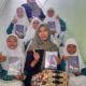 Siswi dan Guru MI Darun Najah II Banyuwangi