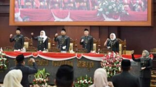 Gubernur Khofifah dan Wakil Emil Dardak Resmi Pamit di Hari Jadi Jawa Timur ke-78