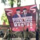 Satpol PP Bersihkan Visual Politik Jelang Kedatangan Presiden Jokowi di Gianyar