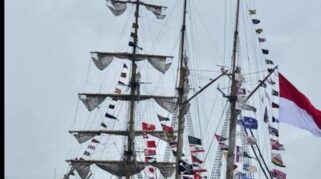 Taruna AAL Berlabuh di Banyuwangi dalam Misi Pendidikan dan Kebudayaan