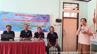 Pelajar SMPN 2 Rogojampi Antusias Ikuti Pelatihan Jurnalistik dari KJJT Banyuwangi