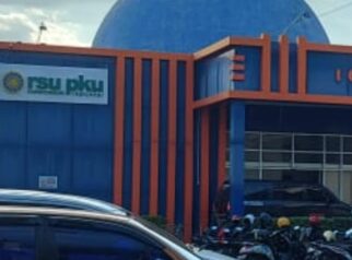 Perawat Menuntut Hak nya Atas PHK Sepihak Oleh RSU PKU Muhammadiyah Rogojampi