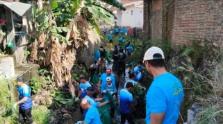 Jumat Bersih Sungai: Kolaborasi PLC, Sungai Watch, dan FRB Jumat Bersih Sungai: Kolaborasi PLC, Sungai Watch, dan FRB