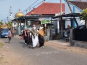 Foto Istimewa : Karnaval Jodhang Kembang Ndog Dusun Lateng (alx/MediaKampungCom)