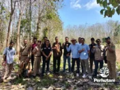 Pemkab Banyuwangi dan Perhutani bekerja sama mempercepat proses PPKH untuk pembangunan TPAS di kawasan hutan Banyuwangi Selatan.