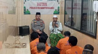 Polresta Banyuwangi Gelar Siraman Rohani untuk Tahanan Siraman rohani untuk tahanan di Rutan Polresta Banyuwangi