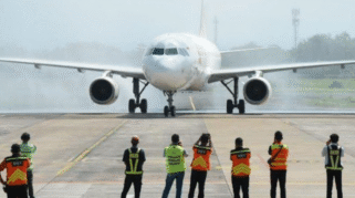 Kemenpar Dorong Penerbangan Tiongkok-Banyuwangi, Perkuat Konektivitas Pariwisata 3B Kemenpar Dorong Penerbangan Tiongkok-Banyuwangi, Perkuat Konektivitas Pariwisata 3B