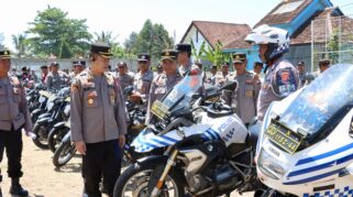 Polresta Banyuwangi Siap Amankan Pilkada 2024, Kendaraan Dinas Dicek Ketat Polresta Banyuwangi bersama Tim Logistik Polda Jatim melaksanakan pengecekan kondisi dan kelengkapan kendaraan dinas