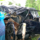 Kondisi mobil yang ringsek akibat kecelakaan