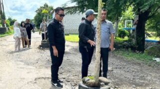 Jalan Rusak di Pesanggaran Jadi Sorotan DPRD Banyuwangi, Minta Perbaikan Segera Sidak DPRD Banyuwangi di Jalan Rusak Pesanggaran