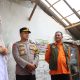 Bupati Ipuk Festiandani dan Kapolresta Banyuwangi salurkan bantuan