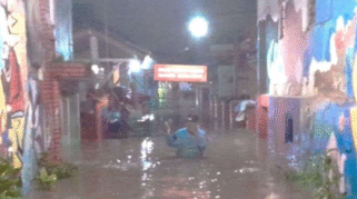 banjir yang melanda kabupaten banyuwangi