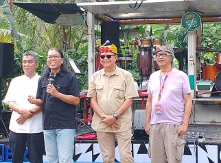 Founder Jazz Gunung