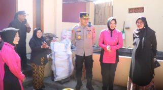 Bank Sampah Bhayangkari Diluncurkan, Perkuat Komitmen Hijau di Banyuwangi Peresmian Bank Sampah Bhayangkari Cabang Kota Banyuwangi