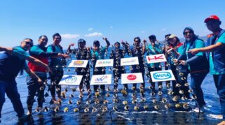 Brantas Abipraya Tanam 2.500 Bibit Terumbu Karang di Pesisir Bangsring Banyuwangi Delapan BUMN Kolaborasi Tanam Terumbu Karang di Banyuwangi