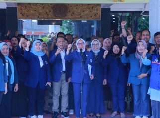Mahasiswa & Rektor Unitomo Bersatu Menyerukan Perdamaian dan Keadilan