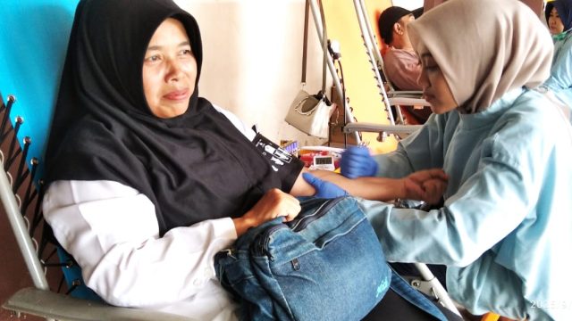 PMI Jember Himpun 28 Kantong Darah Bersama GMU Buah Tropis Umbulsari