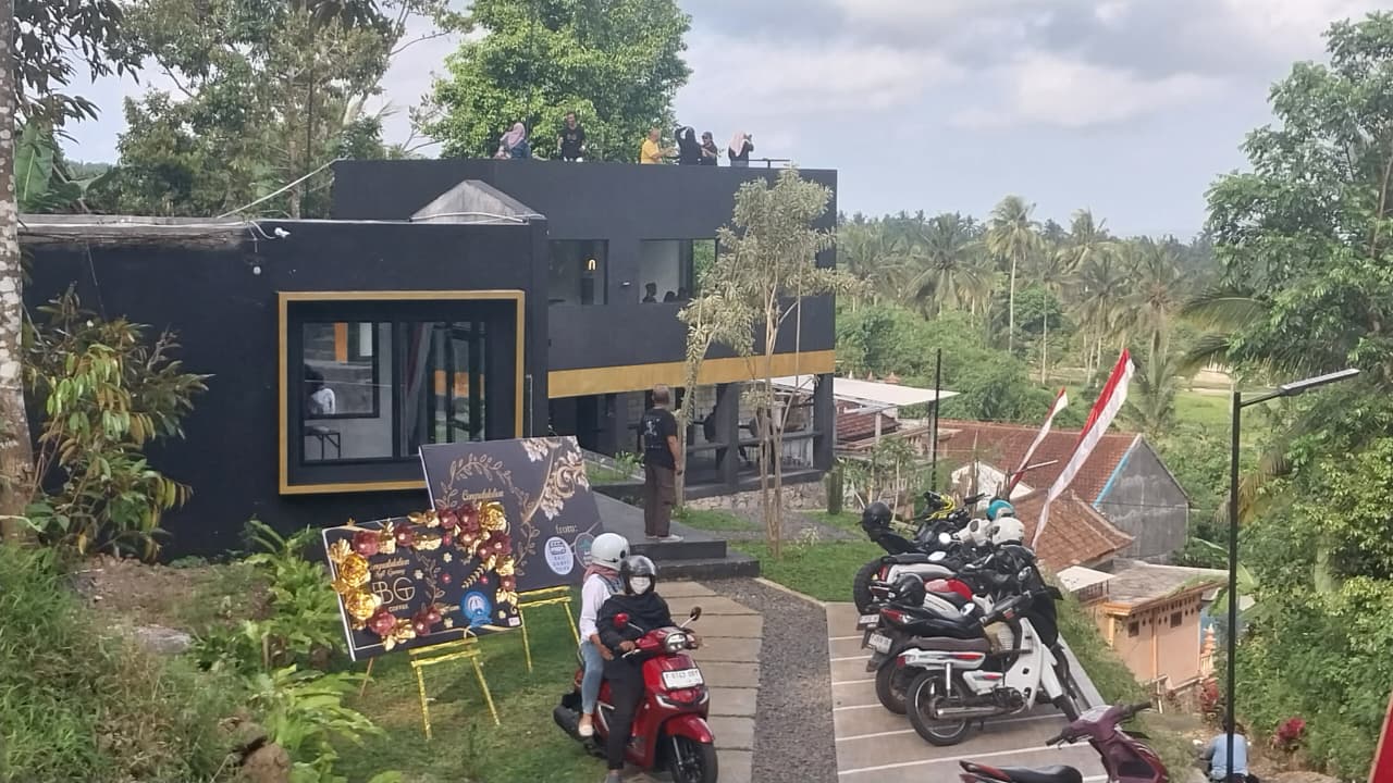 BG Coffee Banyuwangi mudah diakses pengunjung