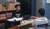 Polisi mengamankan terduga pembakar kios di Pasar Karmia Jaya Bengkulu