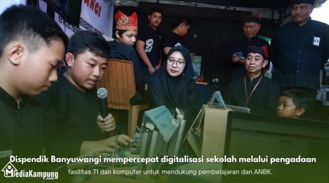 Fasilitas komputer baru di salah satu sekolah di Banyuwangi