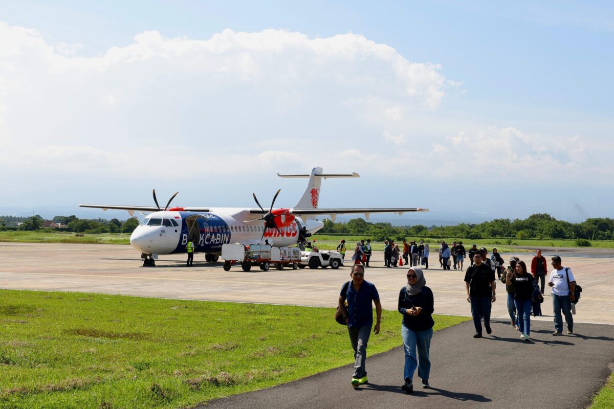 Penerbangan perdana Wings Air rute Lombok Banyuwangi
