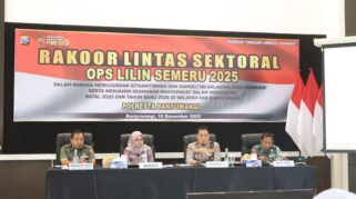 Rapat koordinasi lintas sektoral pengamanan Natal dan Tahun Baru di Banyuwangi.