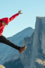 Ramalan zodiak hari ini 10 Desember 2025 untuk 12 zodiak.