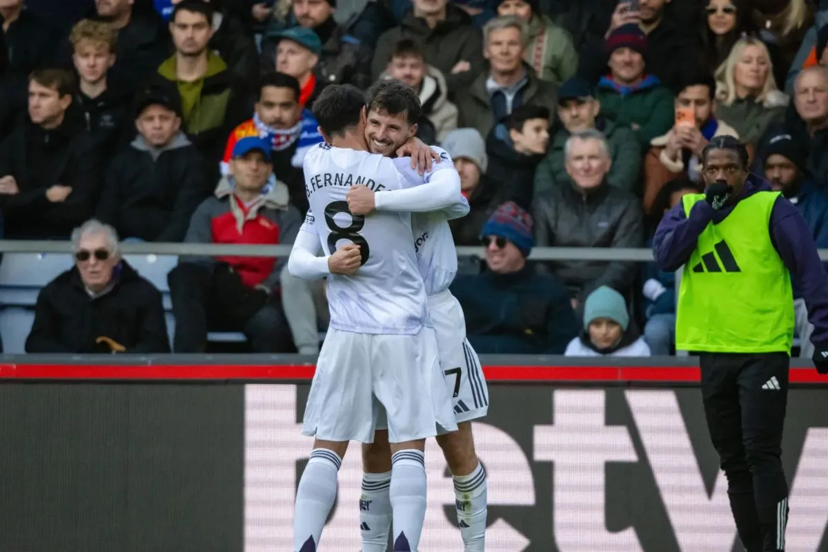 Pemain Manchester United merayakan gol ke gawang Crystal Palace