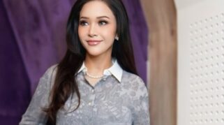 Maia Estianty bertemu Mulan Jameela