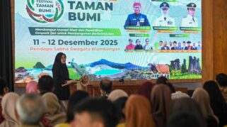 Peserta Festival Geopark Banyuwangi membahas pengembangan Geopark Ijen