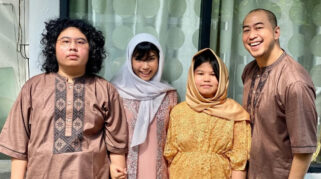 pandji bersama keluarga besar