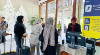 Aktivitas penumpang di Stasiun Banyuwangi kota