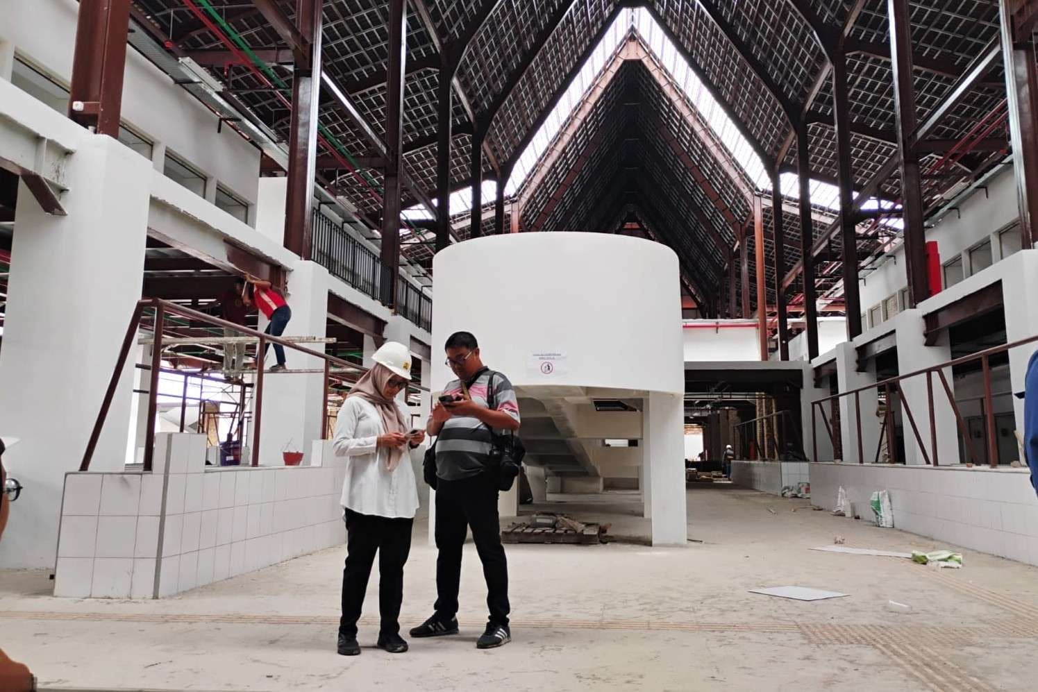 Pemkab Banyuwangi Saat Mengecek Progres Pembangunan Pasar Banyuwangi