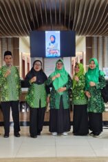 Guru madrasah Jawa Timur menerima pencairan tunjangan profesi terhutang 2018–2019