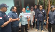 FRB serahkan kunci rumah bedah rumah kepada warga Kedaleman Rogojampi