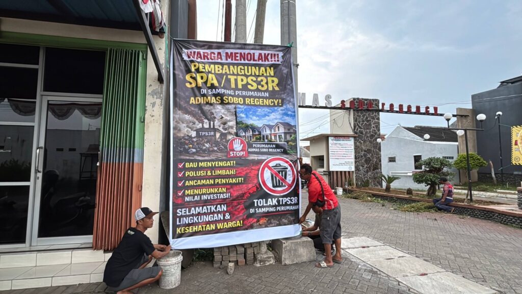 penolakan warga adi mas sobo pembangunan SPA/TPS3R di samping Perumahan