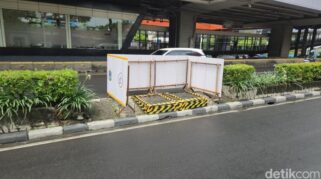 Pembongkaran tiang monorel Rasuna Said Jakarta Selatan