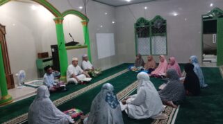 KUA Kaur Utara dampingi amalan Malam Nisfu Syaโban di Masjid Nurul Huda