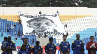 Selebrasi Hansamu Yama usai mencetak gol untuk Arema FC