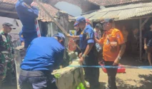 Evakuasi Lansia Ditemukan Tewas di Sumur Sedalam 15 Meter di Patoman Banyuwangi